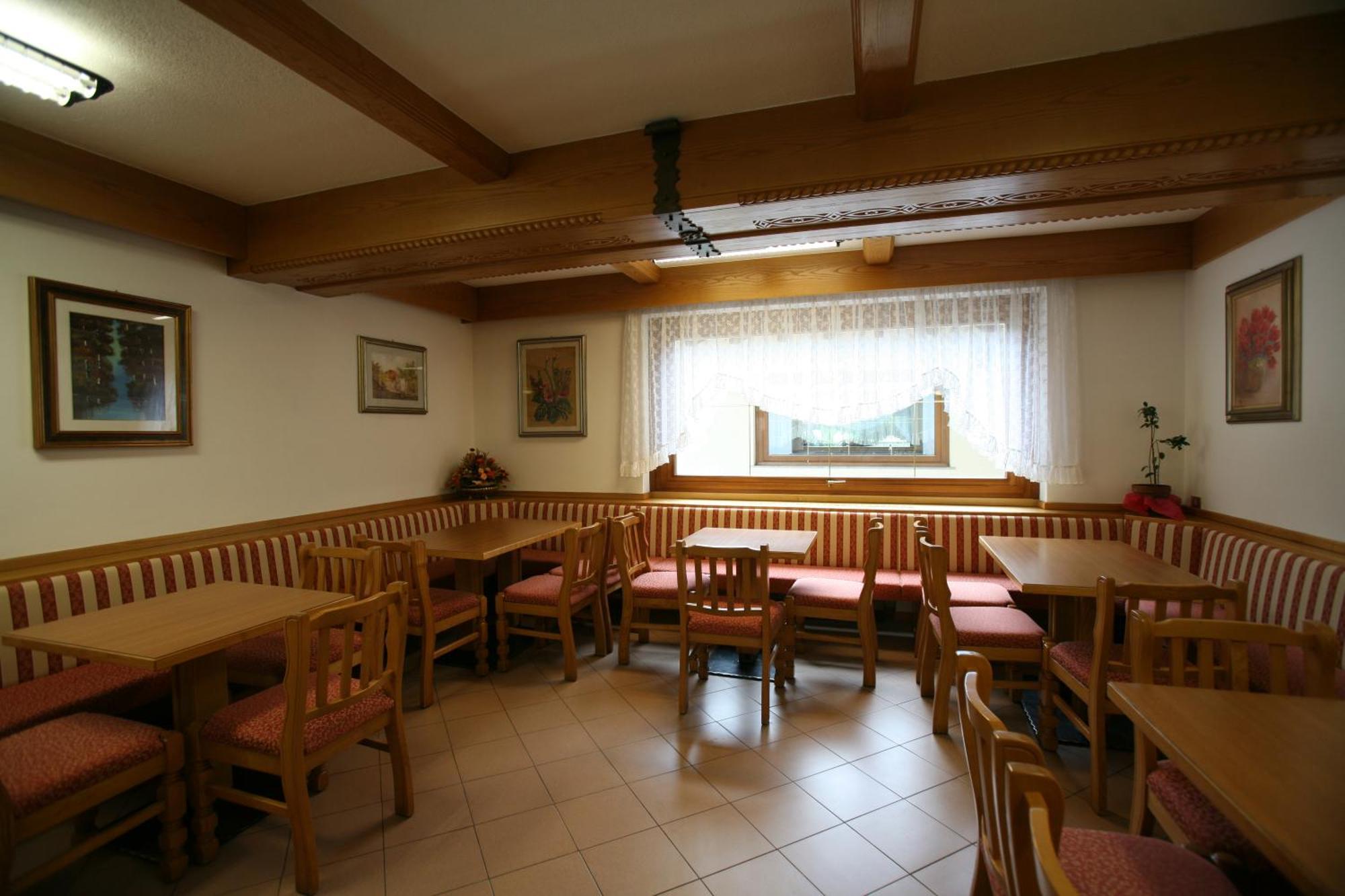 Hotel Sella Ronda Serenella Campitello di Fassa Luaran gambar